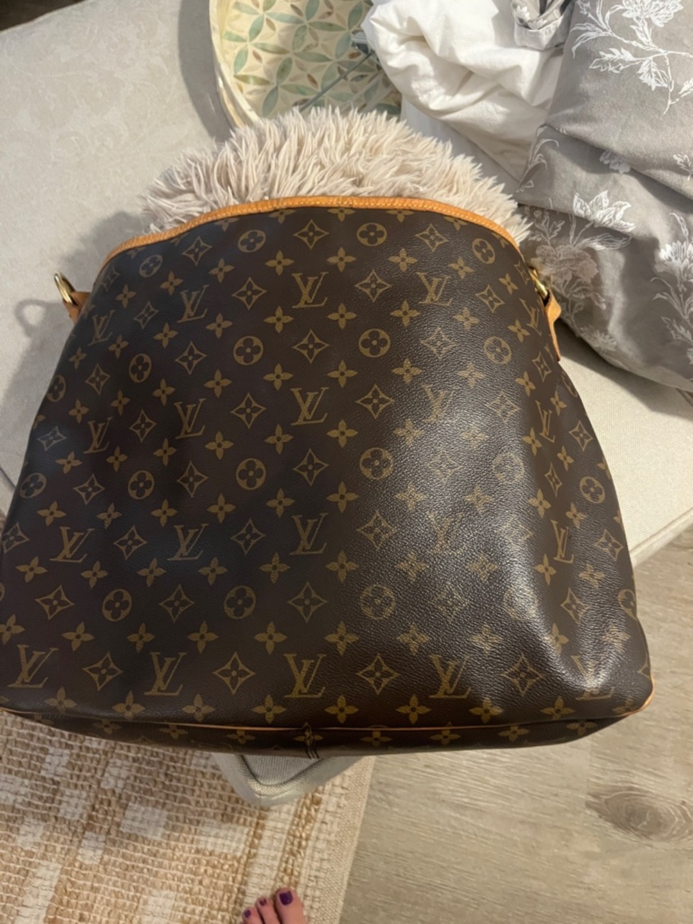 Louis Vuitton Delightful MM Monogram Shoulder Bag - Picture 15 of 15